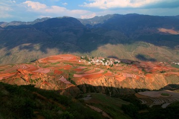 东川红土地