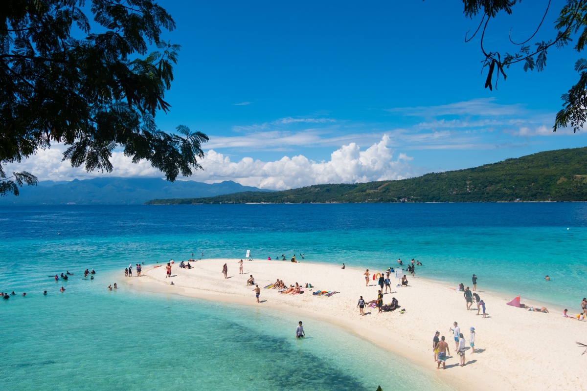 菲律宾情人沙滩