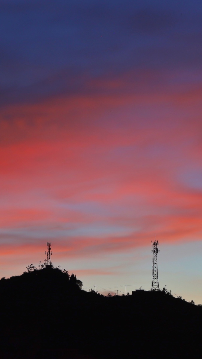 落霞无瑕 人情有义