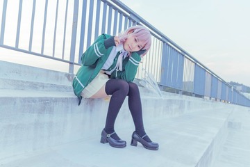 001