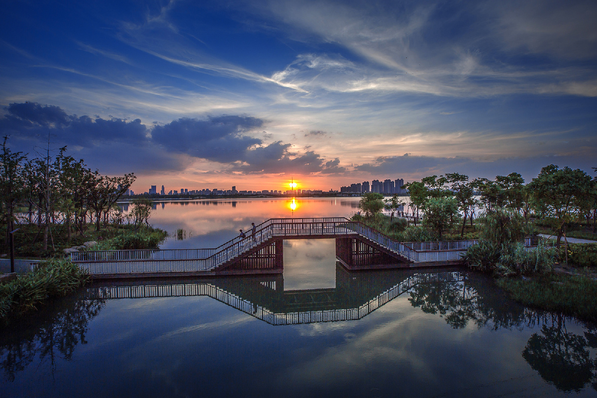 鹃湖夕阳 - 蒋启凡玉龙摄影 - 图虫