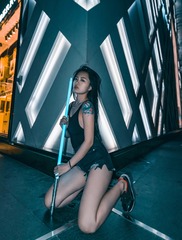 001