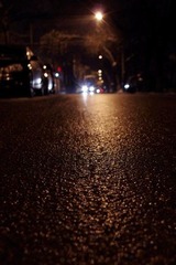 脚前的灯，路上的光