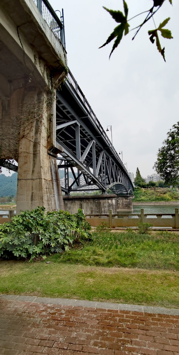电影奇袭中的康平桥拍摄于宁波溪口藏山桥
