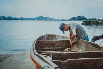 江南•修船不误渔猎工•殷湾古村