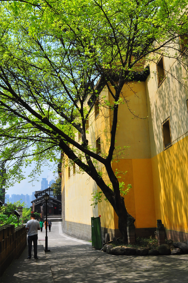 东水门下洪学巷仍留有老重庆遗迹的古街巷