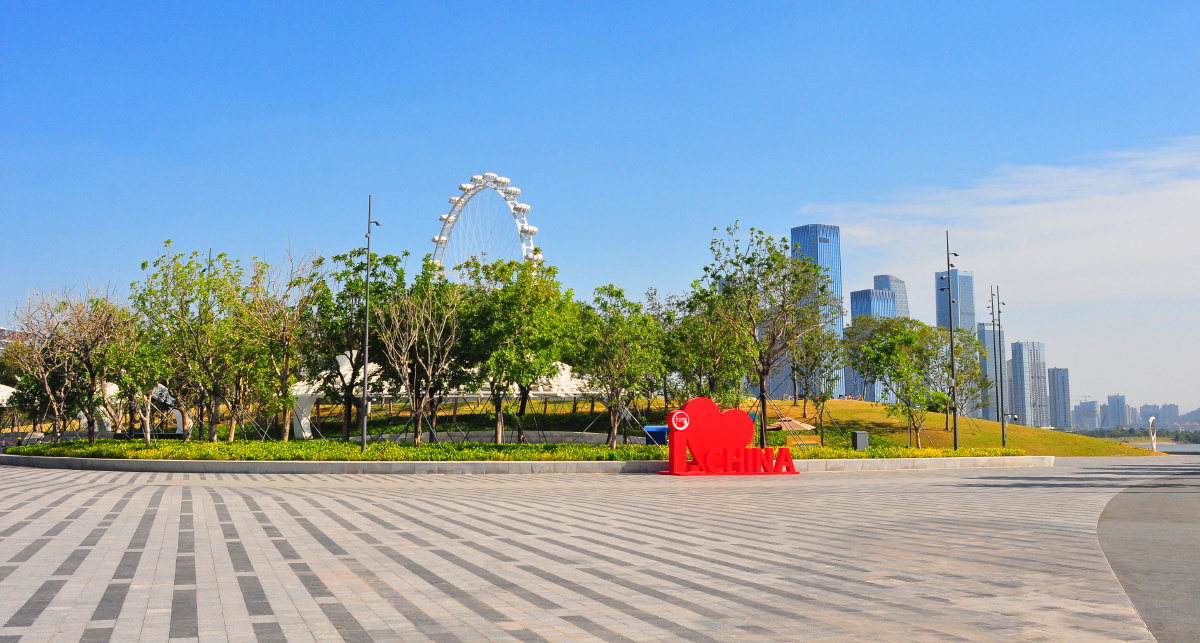 随拍城市公园深圳宝安滨海文化公园