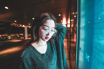 001
