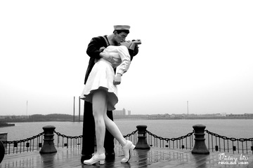 Victory kiss