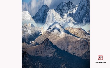 《天山》
