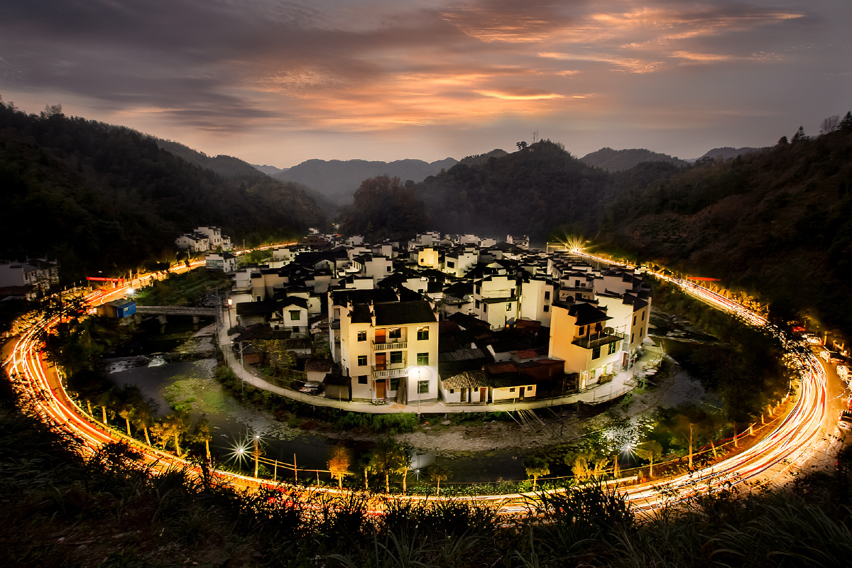 日暮山村