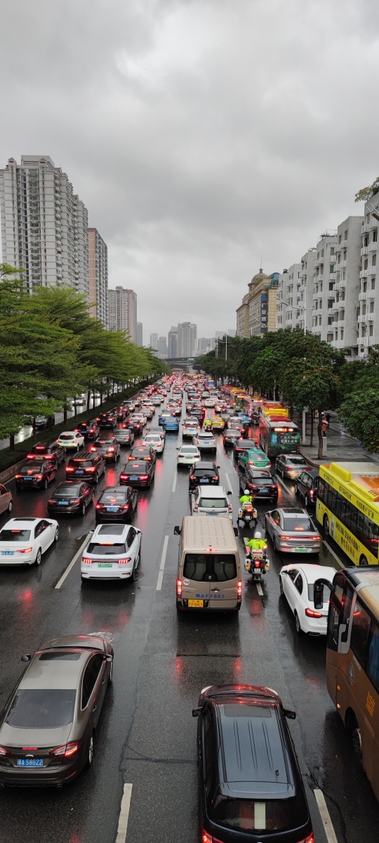 繁忙的广州早晨