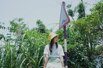 001