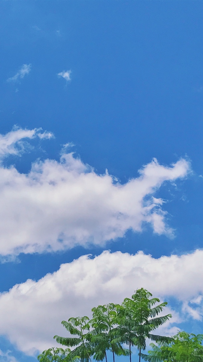 深圳的蓝天白云