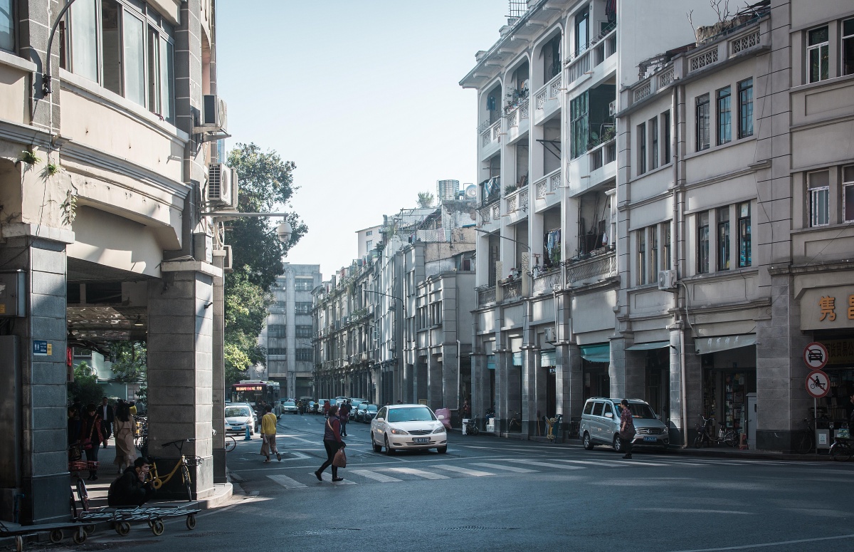 广州街头 没有天马行空 有的只是游街串巷的记忆