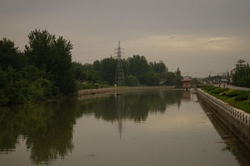 476537