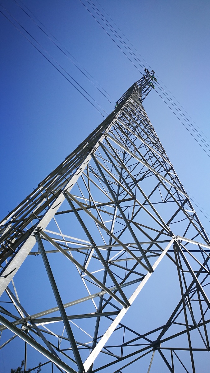 电塔