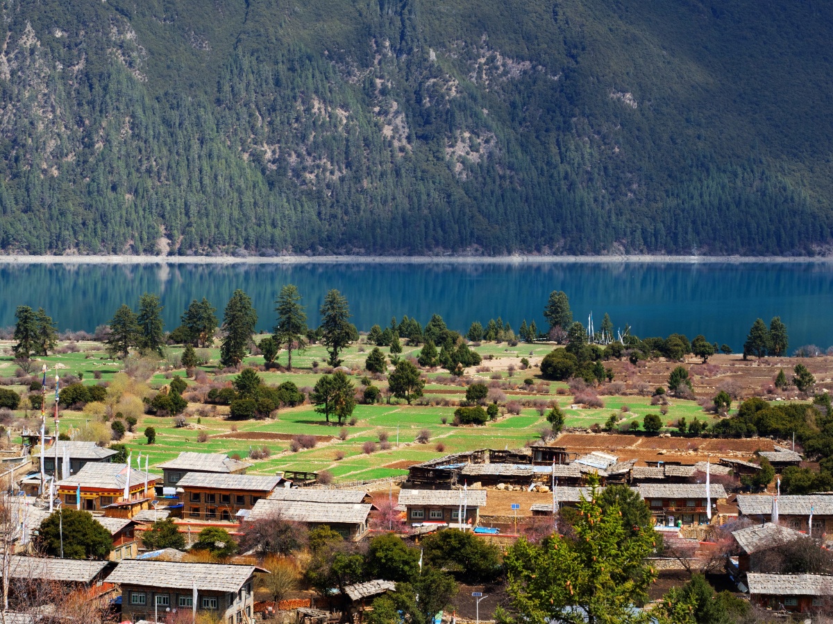 林芝秘境结巴村