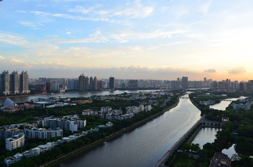 昨日夕阳<br />
让人心旷神怡的天气！