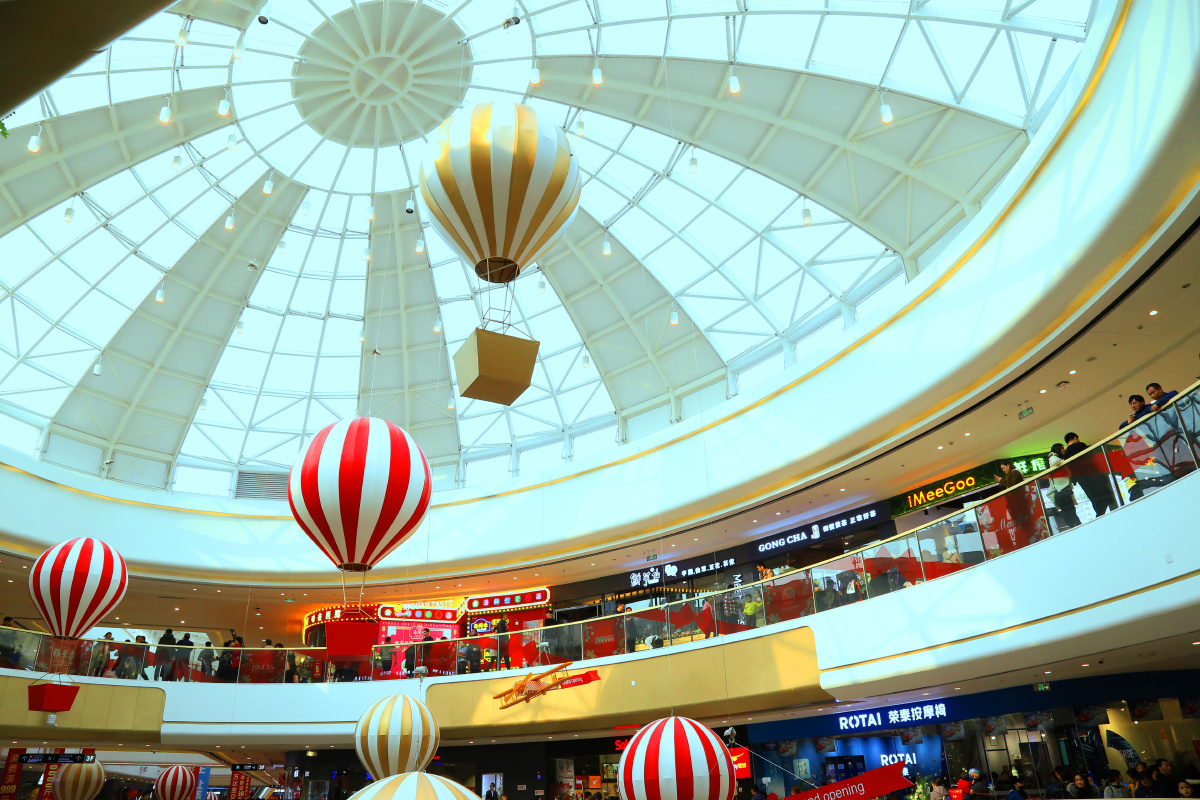 2017年圣诞节,河南省新乡市万达广场开业,万达的穹隆楼顶,成