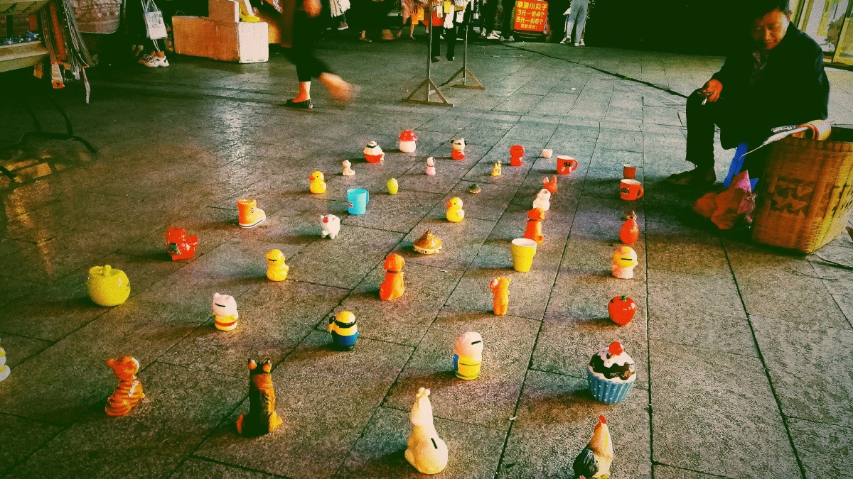 以前最爱套圈圈了