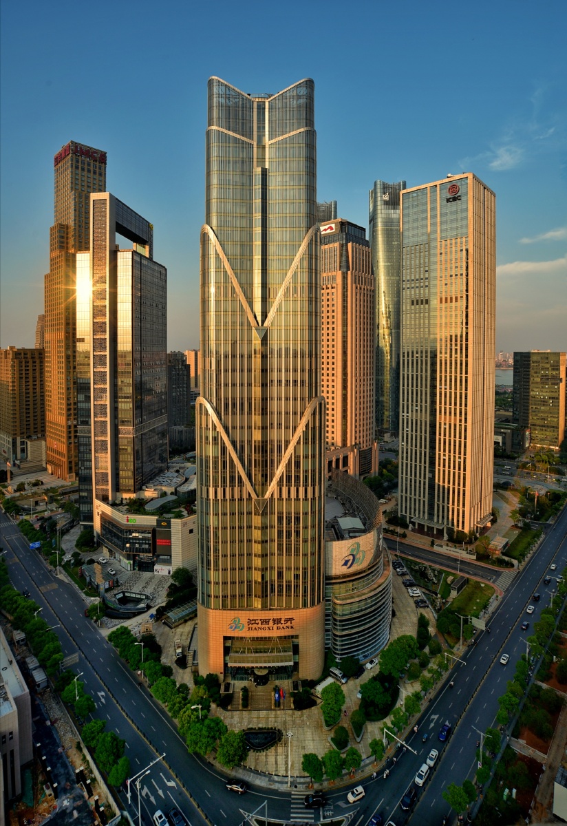 南昌红谷滩江西银行三件套