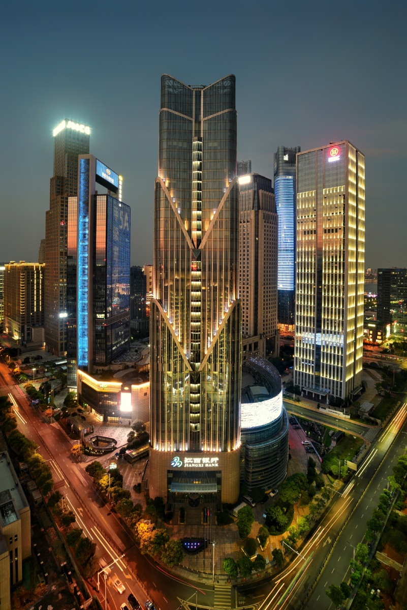 南昌红谷滩江西银行三件套