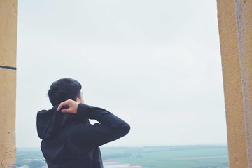 001