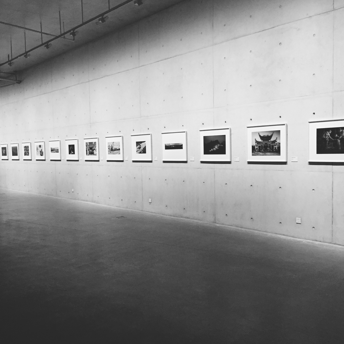 眼前的黑不是黑