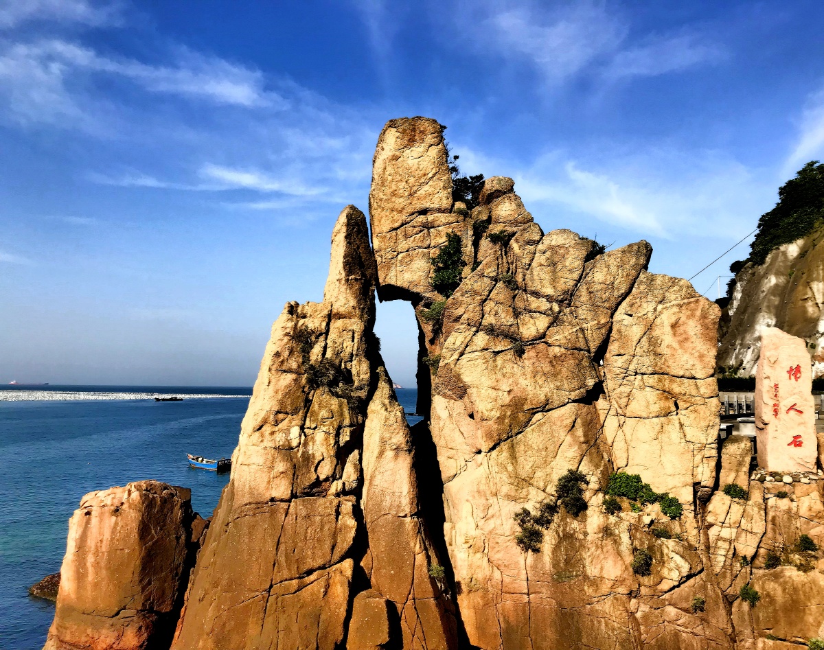 守着一片天,守着一片海,守着一份坚贞不渝的爱……摄于浙江嵊泗嵊山岛