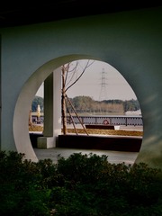 001