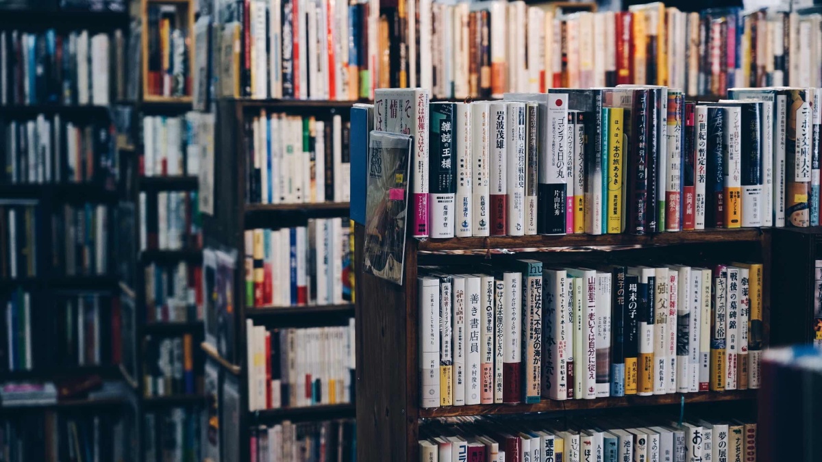 书店里的川岛小鸟 - 培智班高材生 - 图虫