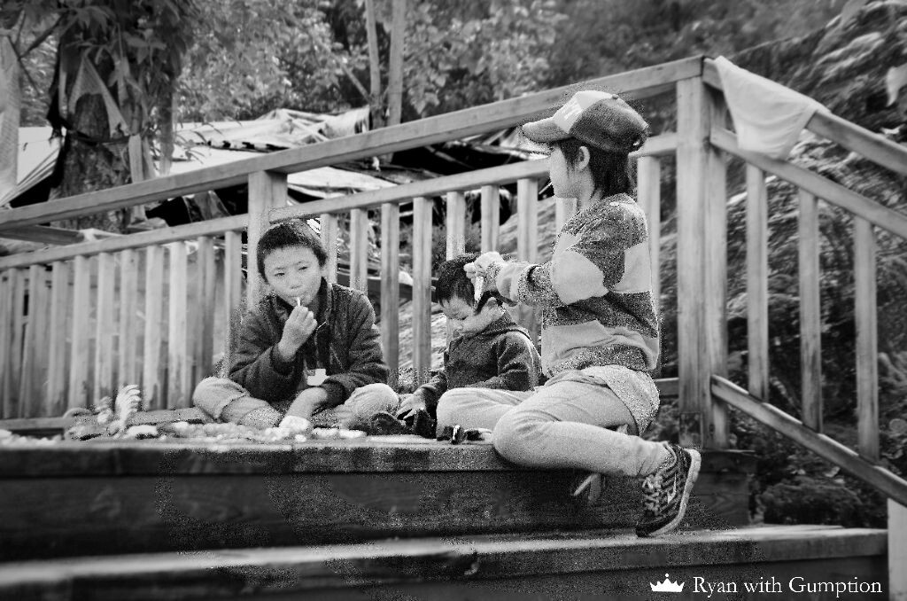 小孩<br />
