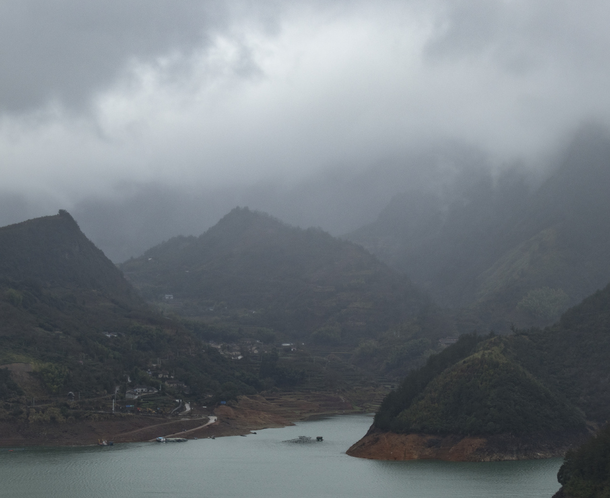 湖山 黄泥岭村