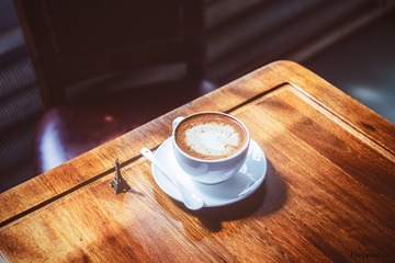 一杯卡布基诺。