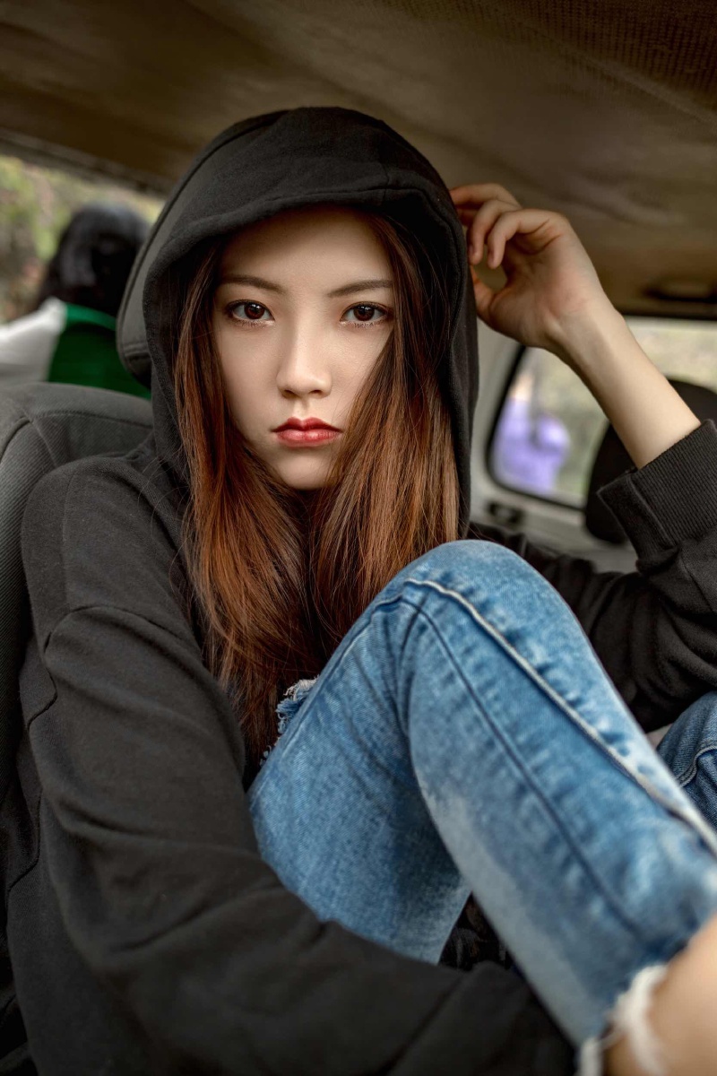 假如我年少有为不自卑 懂得什么是珍贵 那些美