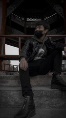 001