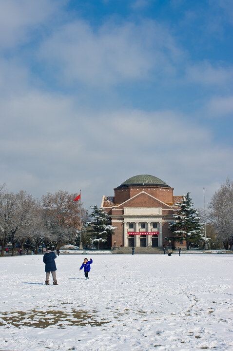 snow in thuX-2<br />
