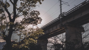 001