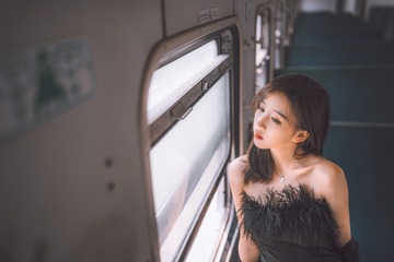749434