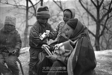 缩小上传.jpg