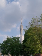 352479