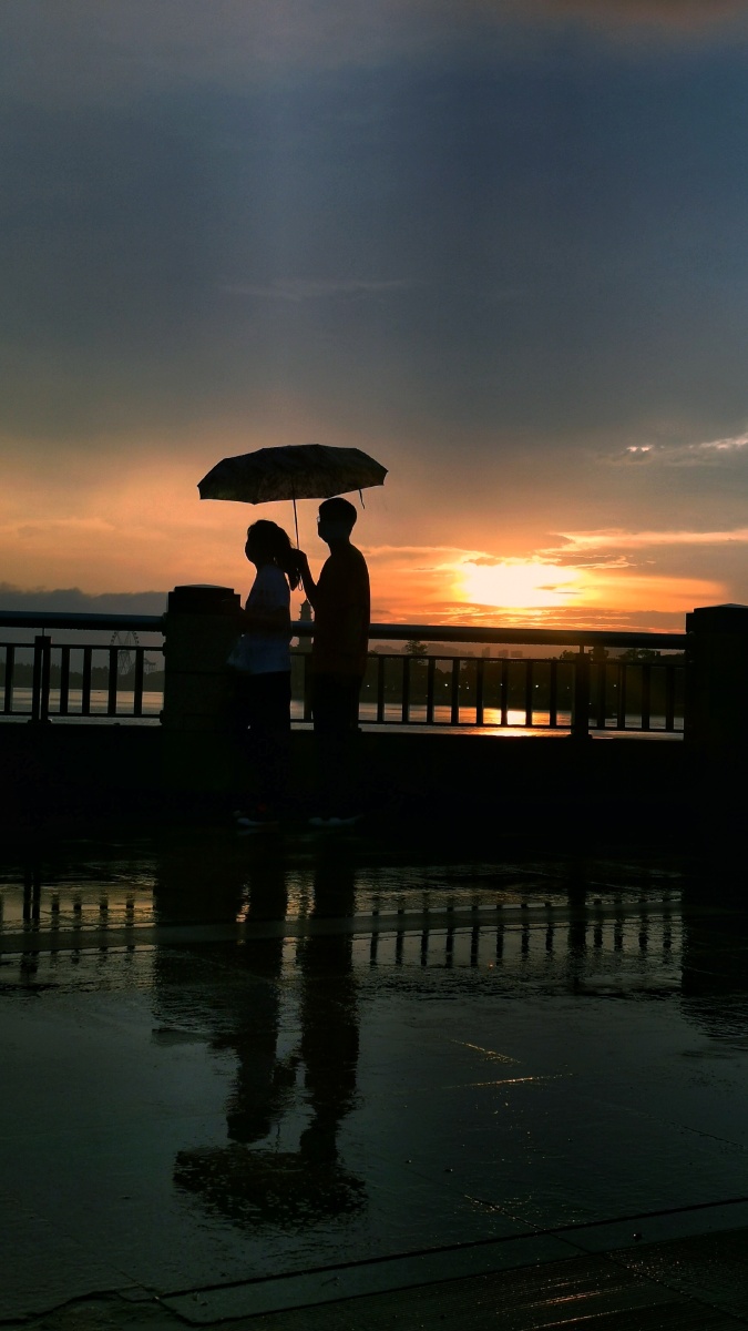 《夕阳恋》摄于,温州市外滩 - 三横一竖反之一样 - 图虫