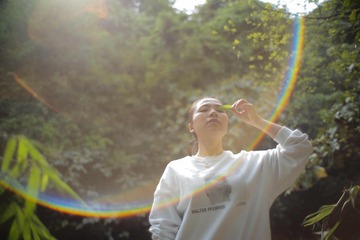 001