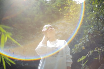 001