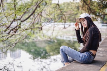001