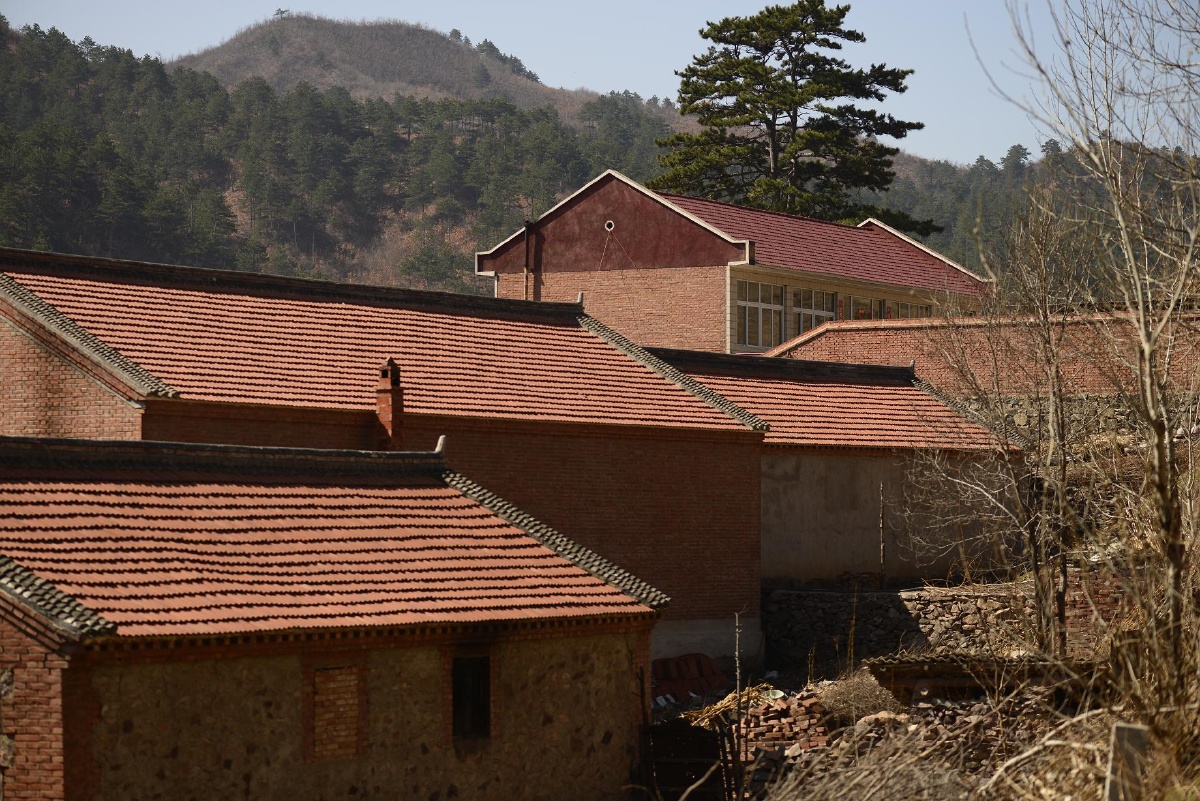 虎什哈道旁所见/朗父