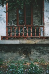 907732