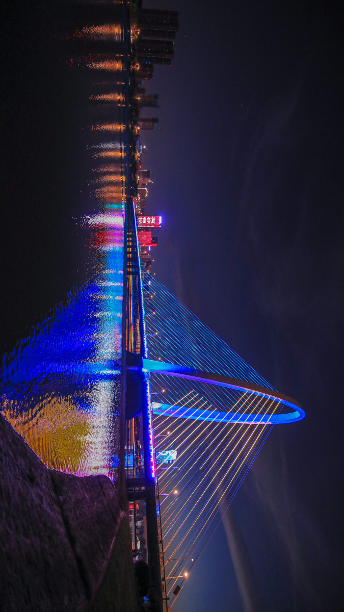 西安彩虹桥夜景