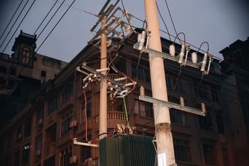 660103